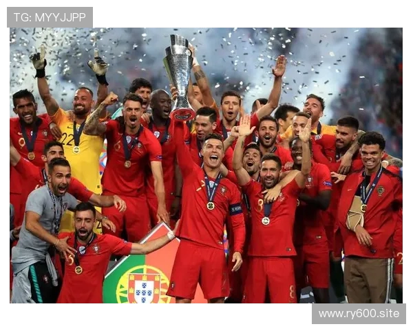 C罗真情发声祝贺葡萄牙体育成功卫冕葡超冠军再创辉煌